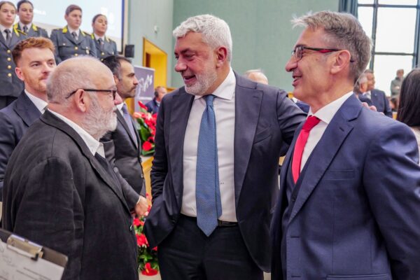 L2370222 - dimensioni grandi